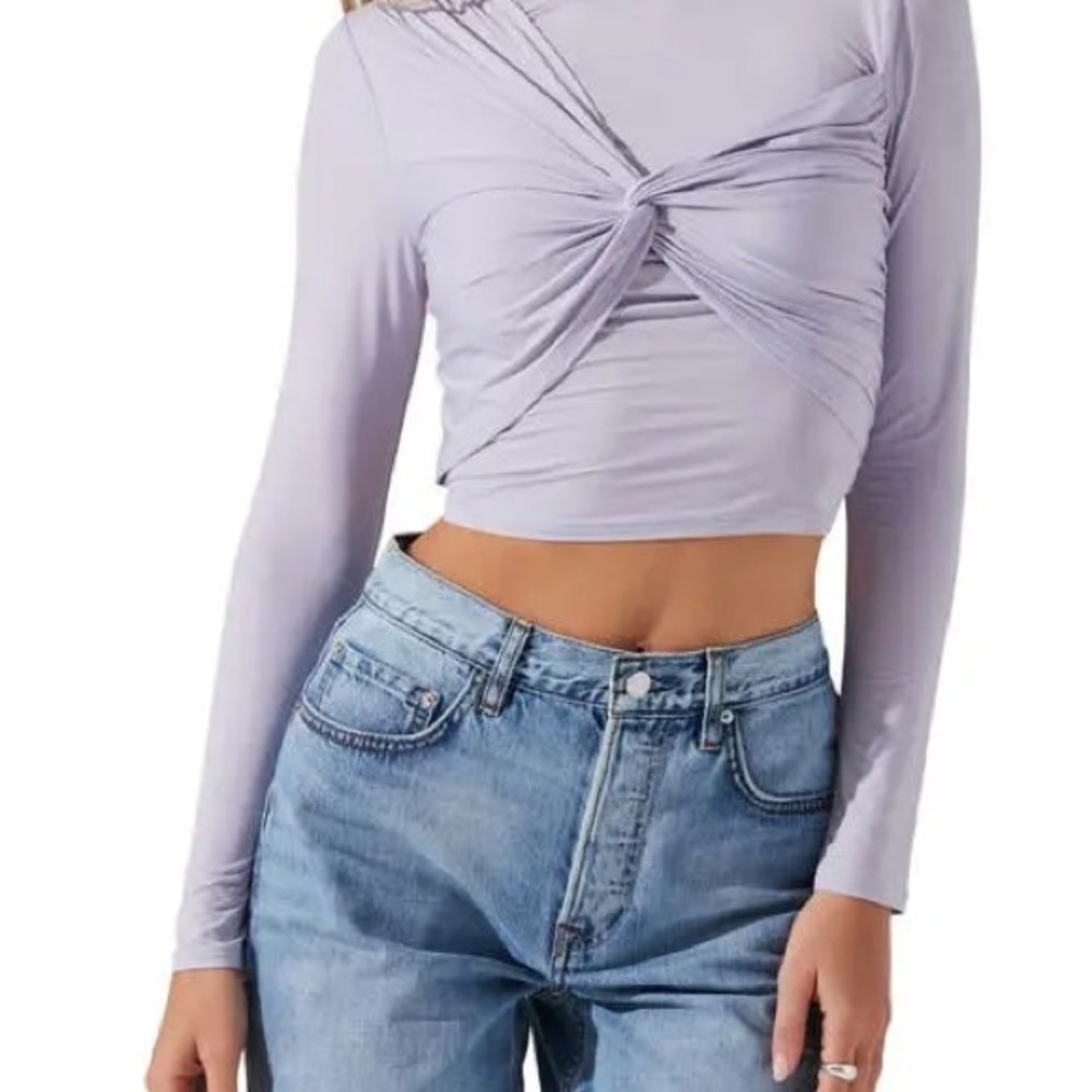 Purple twist top